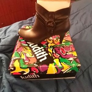 Judith shoe boot
